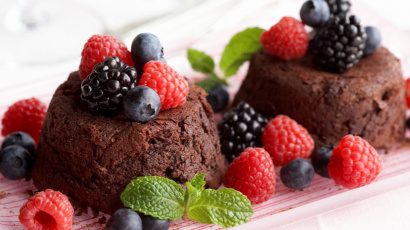 Mixed Berry Chocolate Molten Cakes