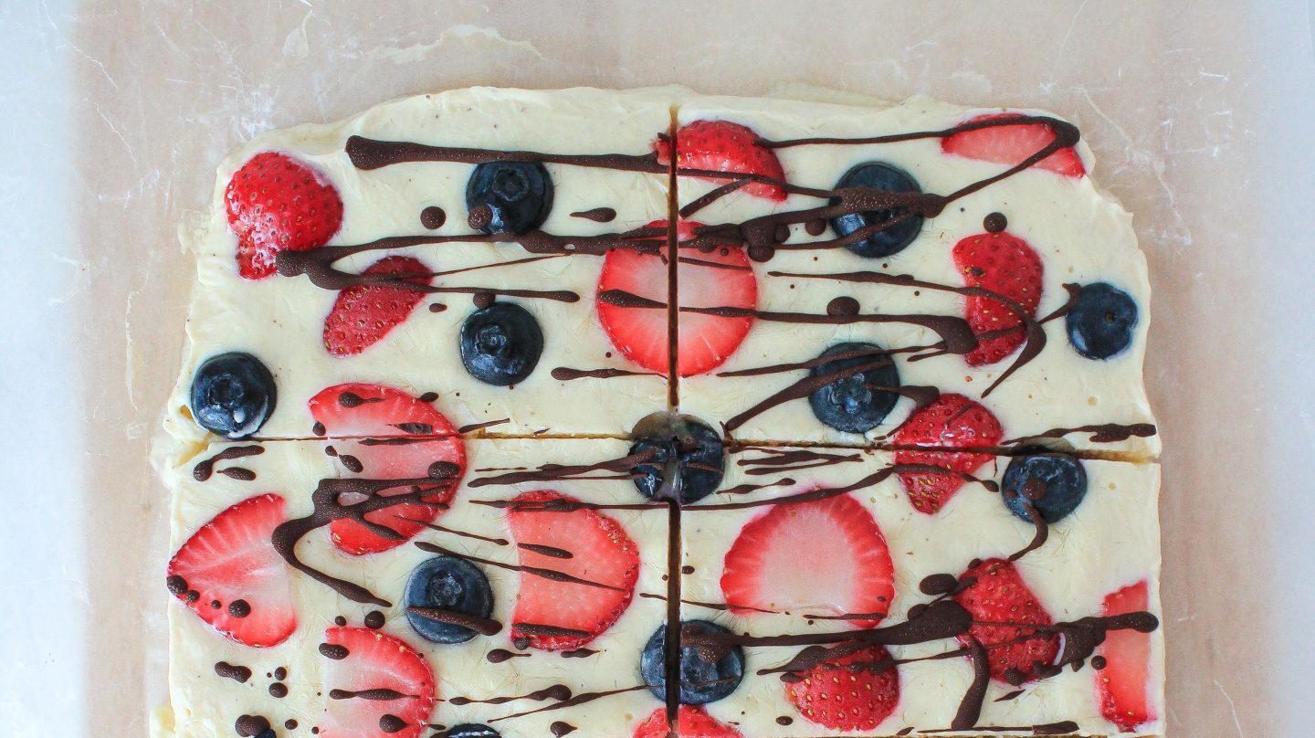 Frozen Yoghurt Bark