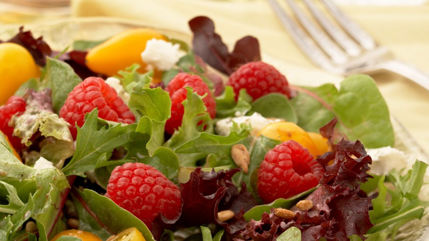 Raspberry Goat Cheese Salad