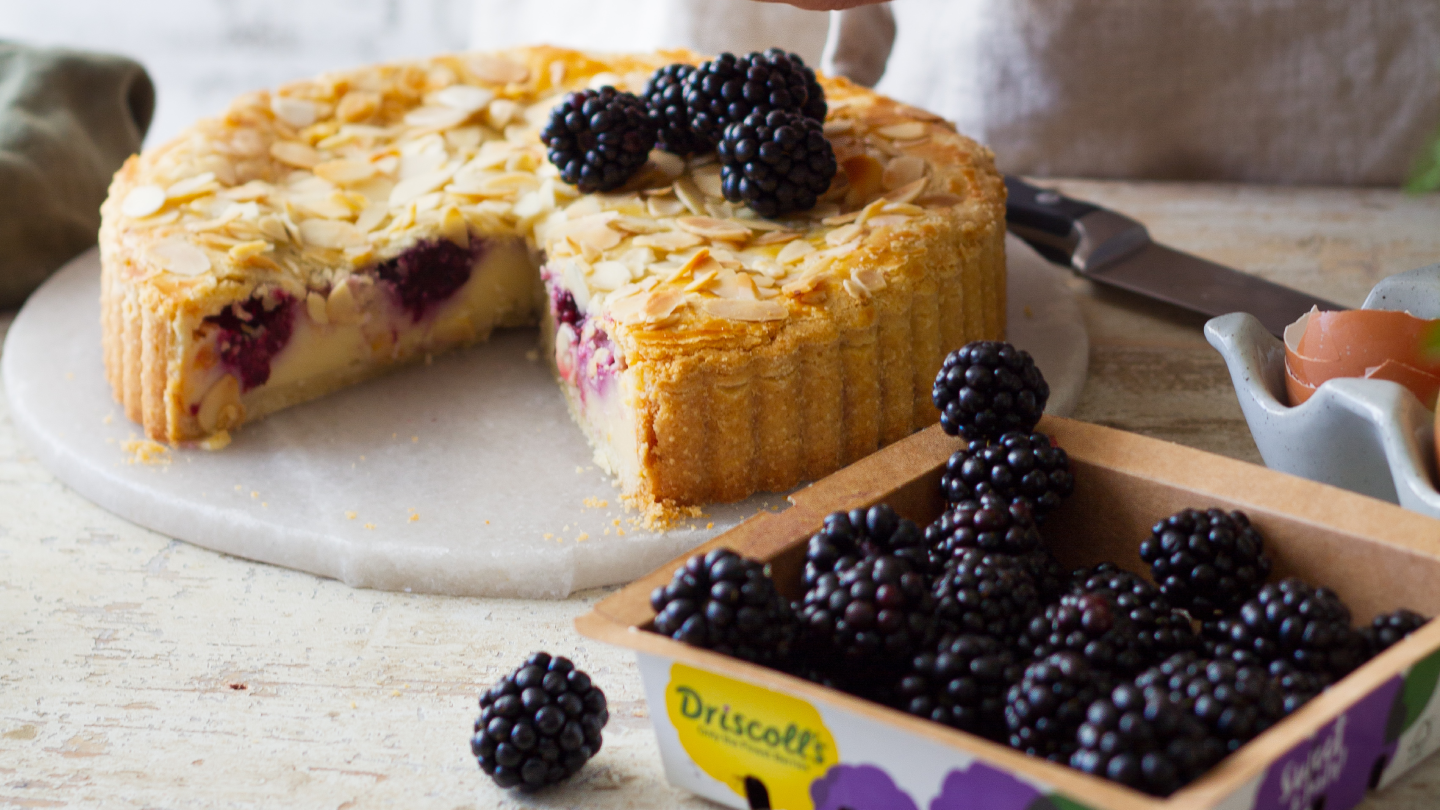 Blackberry cream tart