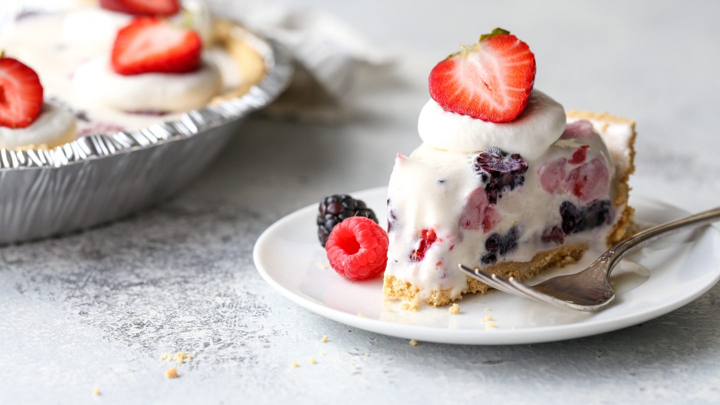 Mixed Berry Ice Cream Pie