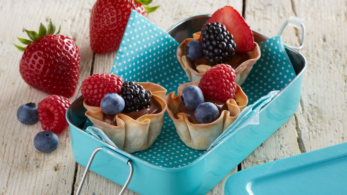 Berry Wonton Cups with Almond Butter and Nutella® Driscoll's