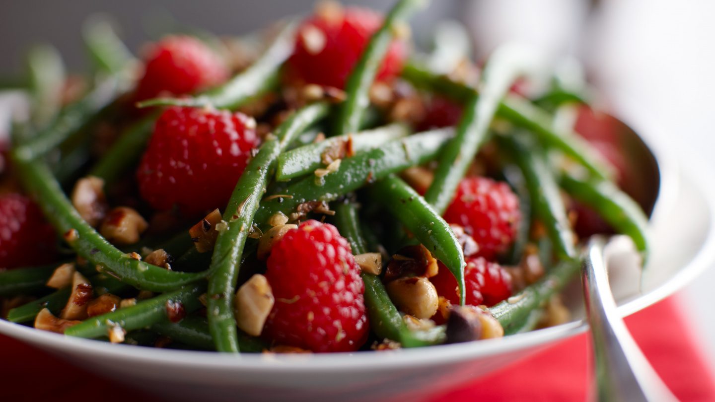 Green Beans and Raspberry Hazelnut Toss