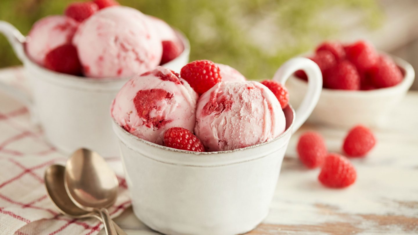 Raspberry 'nice' cream