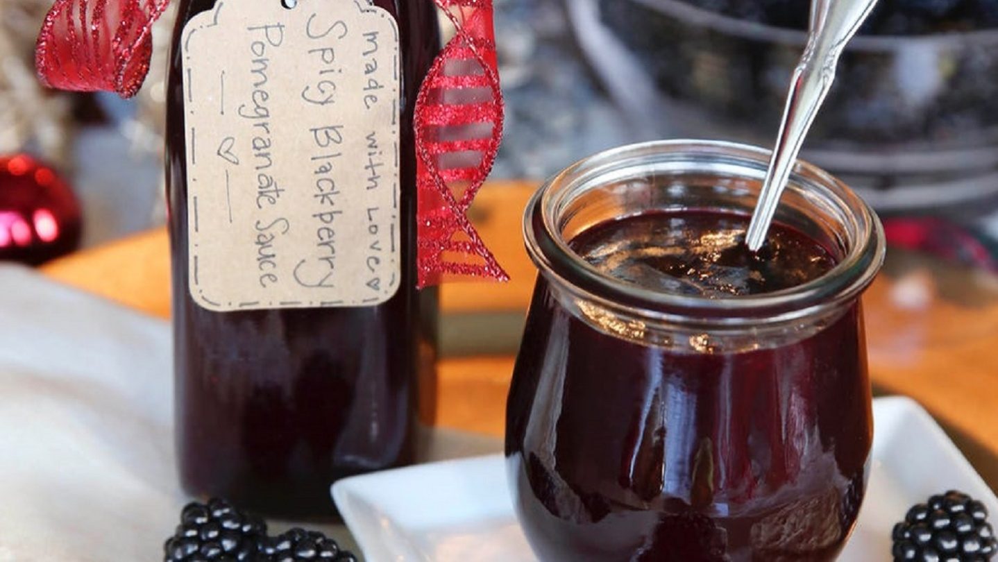 Spicy Blackberry Pomegranate Sauce