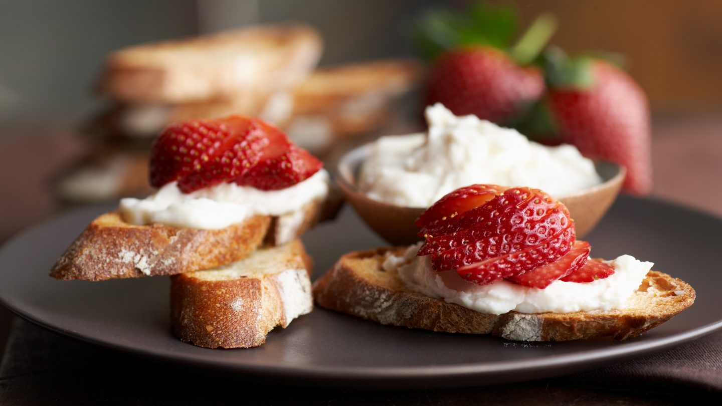 Goat Cheese and Strawberry Bruschetta Driscolls 