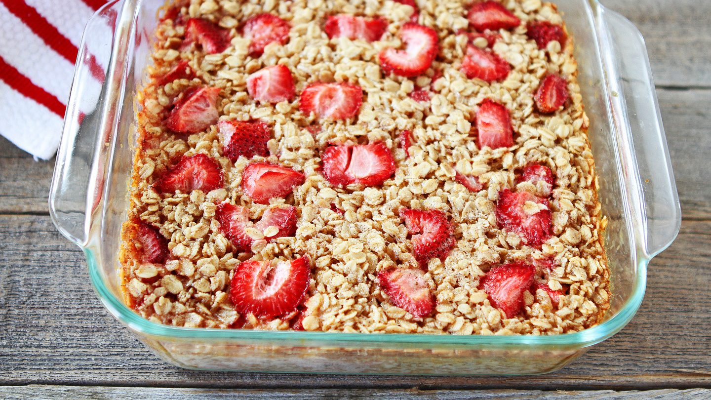 Strawberry Baked Oatmeal Recipe