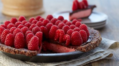 Raspberry Nanaimo Bar Pie