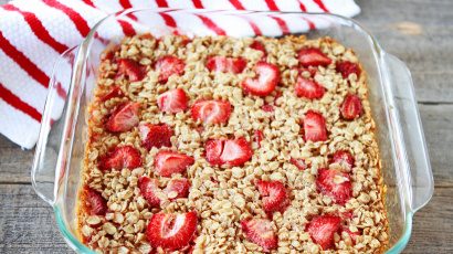 Strawberries 'n Cream Baked Oatmeal