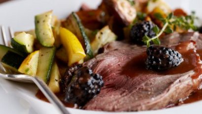 Lamb with blackberry sauce