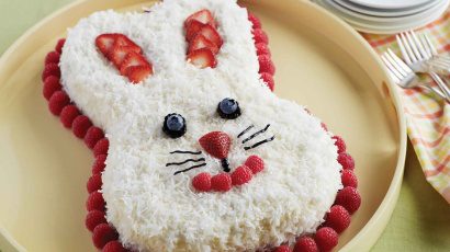 Berrylicious Bunny Cake