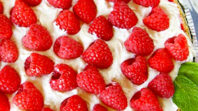 Easy Summer Raspberry Pie