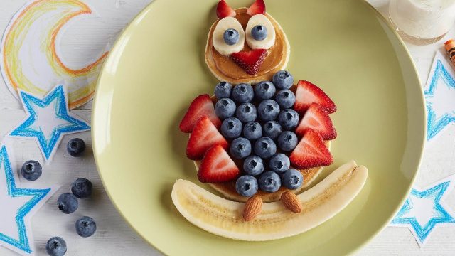 Berry fruit Art owl, ideal for kids, bento box, breakfast during school
