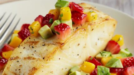 Halibut recipe with strawberries