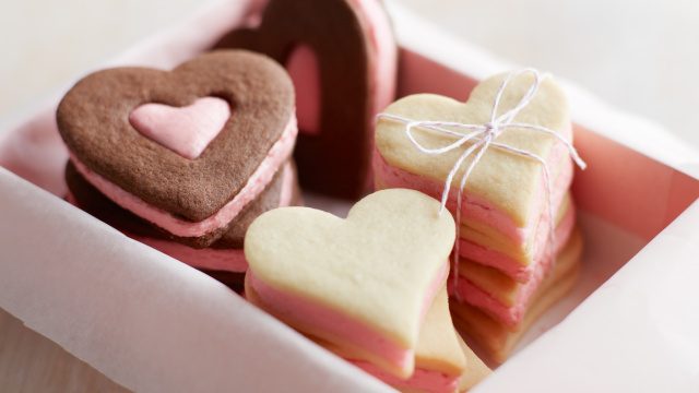 Raspberry Shortbread Cookies